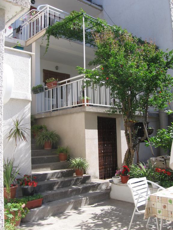 Apartments Marjanovic Бол Екстер'єр фото